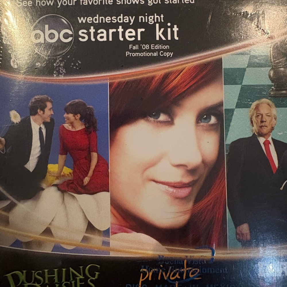 Grey's Anatomy Season Four DVD - Red Holographic Cover - Picture 5 of 7